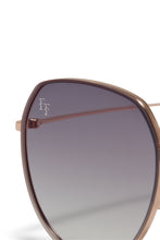 Load image into Gallery viewer, Bella Sunglasses