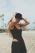 Load image into Gallery viewer, Alexa 1pc - Black
