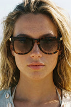 Load image into Gallery viewer, Siena Sunglasses
