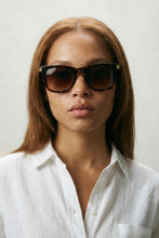 Load image into Gallery viewer, Siena Sunglasses
