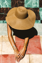 Load image into Gallery viewer, Oceania Watch - Gold
