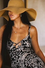 Load image into Gallery viewer, Capri Necklace
