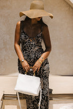 Load image into Gallery viewer, Isabella Handbag
