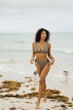 Load image into Gallery viewer, MINNIE BOTTOM
